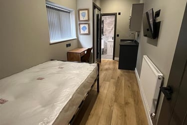 6 bed house, Hubert Road, Selly Park, Birmingham, B296ES - Image 4